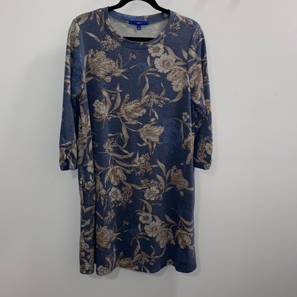 APT 9 STRETCHY KNIT DRESS SIZE L